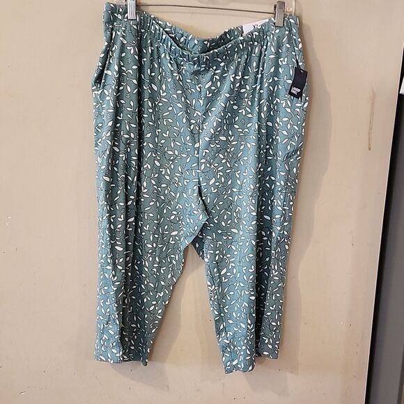 Cute lands end crop pants Size 18 NWT - Picture 1 of 4